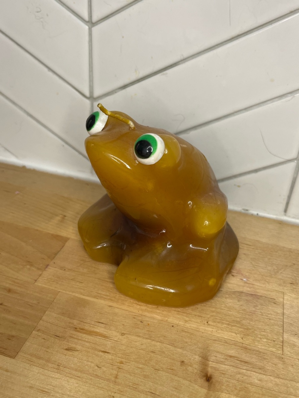 Vintage Frog Wax Candle Green Eyed Frog Figure Retro unused Hippy-core fairy